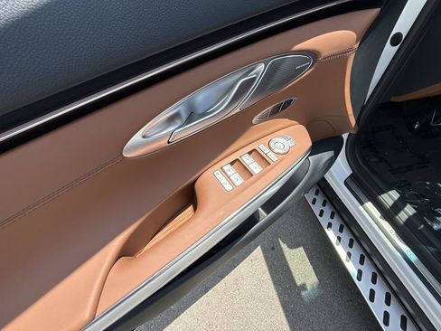 New 2026 Genesis GV70 2.5T Advanced AWD/4WD image 13