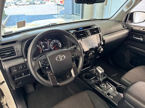 Used 2020 Toyota 4Runner TRD Off-Road AWD/4WD image 16