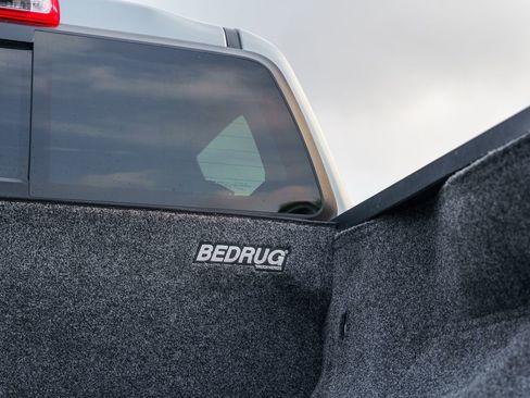 Used 2023 Chevrolet Colorado W/T w/ WT Convenience Package II AWD/4WD image 19
