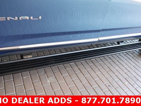 New 2026 GMC Yukon XL Denali image 10