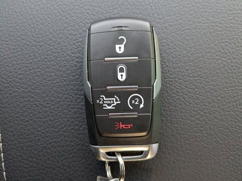 New 2026 RAM 1500 Big Horn AWD/4WD image 30