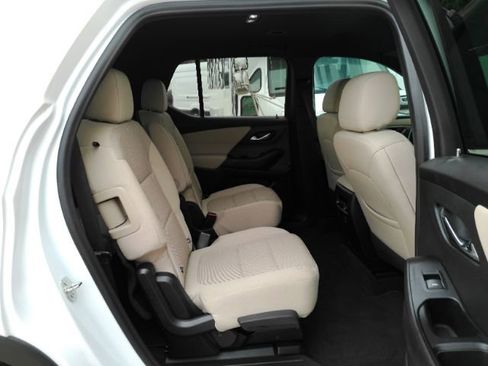 Used 2023 Chevrolet Traverse LT w/ LPO, Cargo Package image 25