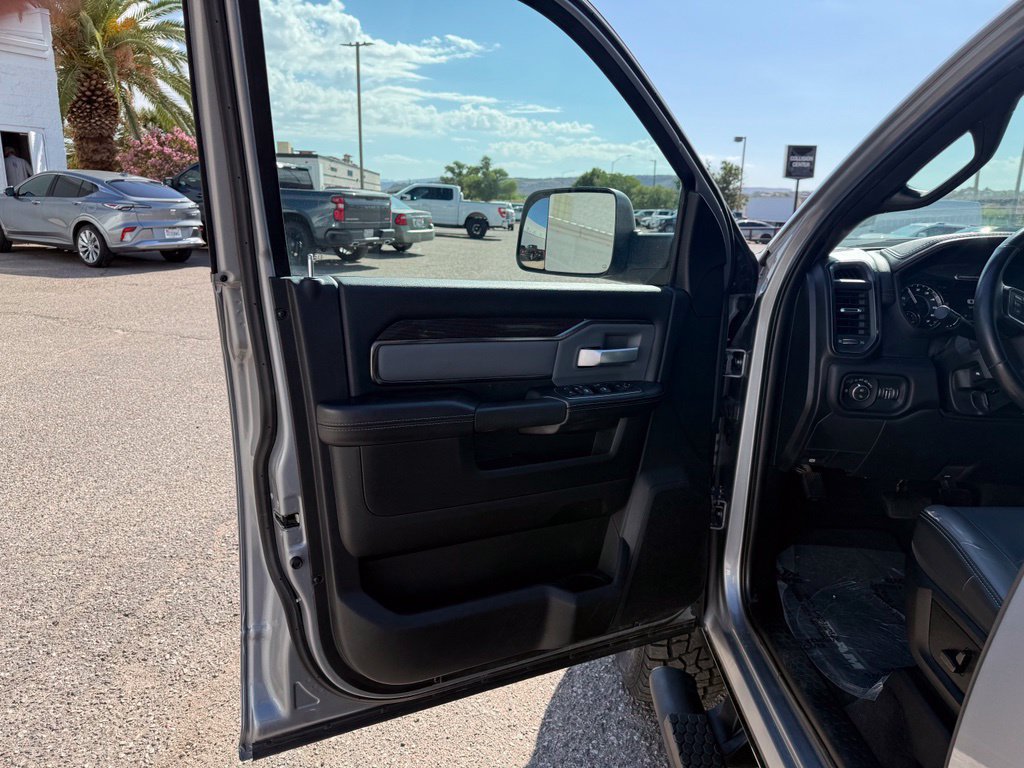 Used 2020 RAM 2500 Power Wagon AWD/4WD image 9