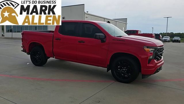 Used 2022 Chevrolet Silverado 1500 Custom w/ LPO, Dark Essentials Package AWD/4WD image 2