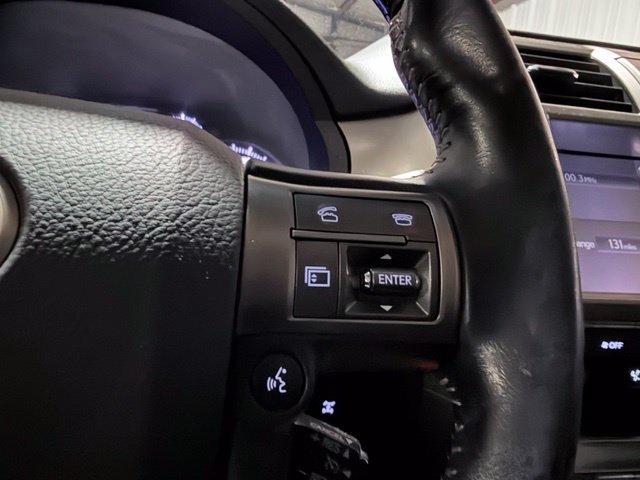 Used 2018 Lexus GX 460 Premium w/ Premium Package AWD/4WD image 28