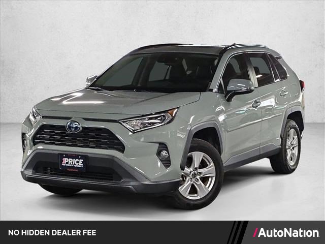 Used 2021 Toyota RAV4 XLE w/ Convenience Package AWD/4WD image 1