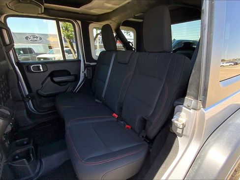 Used 2018 Jeep Wrangler Unlimited Rubicon image 20