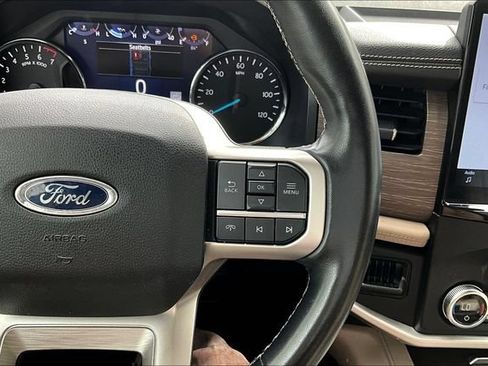 Used 2024 Ford Expedition Limited AWD/4WD image 11