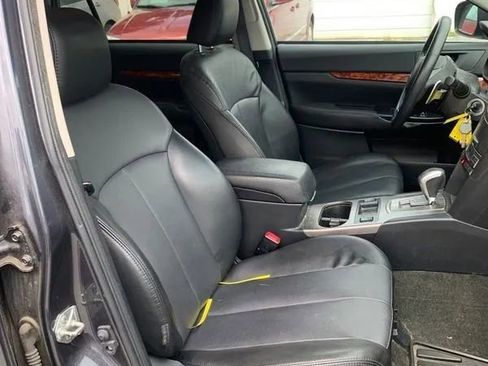 Used 2012 Subaru Outback 2.5i Limited AWD/4WD image 22