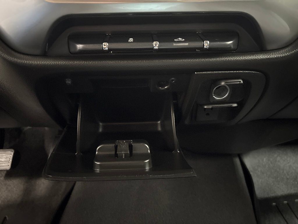 Used 2019 Chevrolet Silverado 1500 LT w/ All Star Edition AWD/4WD image 22