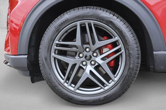 Used 2025 Ford Explorer ST AWD/4WD image 9