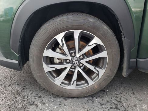 Used 2023 Toyota Corolla Cross XLE w/ Convenience Package image 26