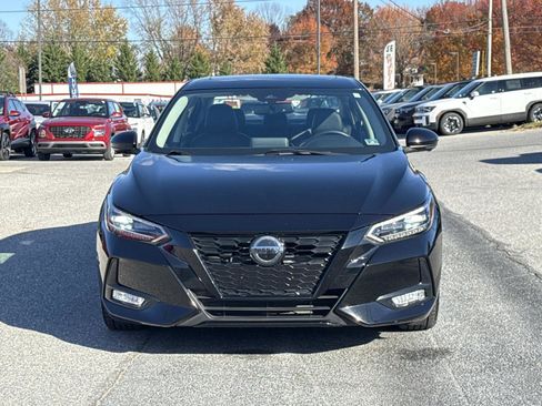 Used 2021 Nissan Sentra SR w/ SR Premium Package image 28