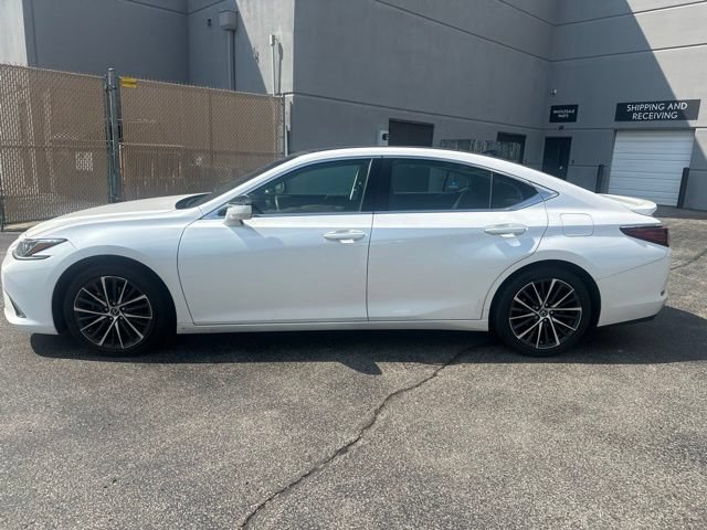 Certified 2024 Lexus ES 350 w/ Premium Package FWD image 6