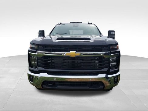 New 2026 Chevrolet Silverado 3500 LT w/ All Star Edition AWD/4WD image 8