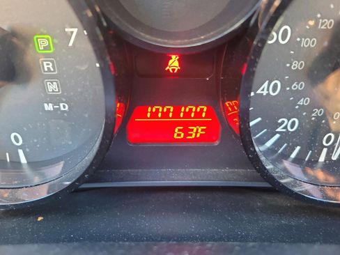 Used 2014 MAZDA MX-5 Miata Club image 13