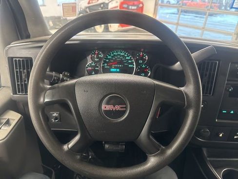 Used 2014 GMC Savana 2500 Extended image 28