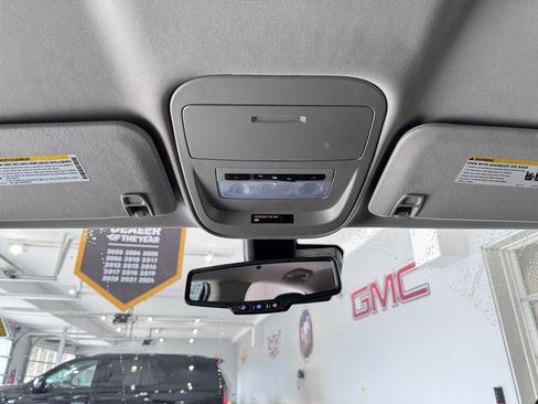 Certified 2021 GMC Canyon Denali image 22