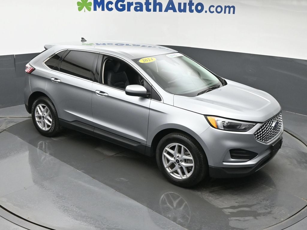 Used 2024 Ford Edge SEL AWD/4WD image 3