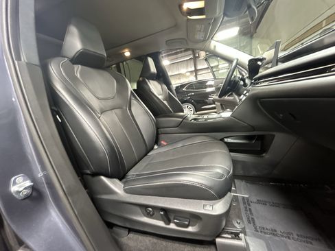 Used 2023 INFINITI QX60 Sensory AWD/4WD image 30