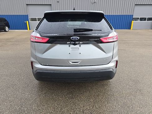 Used 2024 Ford Edge SE AWD/4WD image 5