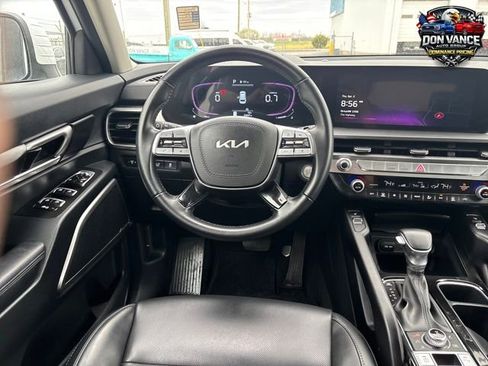 Used 2025 Kia Telluride S AWD/4WD image 12