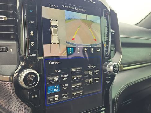 Used 2019 RAM 1500 Limited AWD/4WD image 23