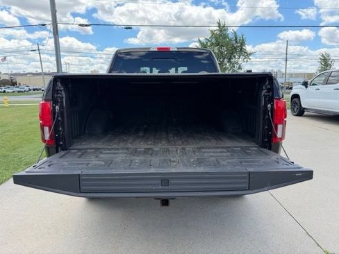 Used 2018 Ford F150 Platinum w/ Equipment Group 701A Luxury AWD/4WD image 11
