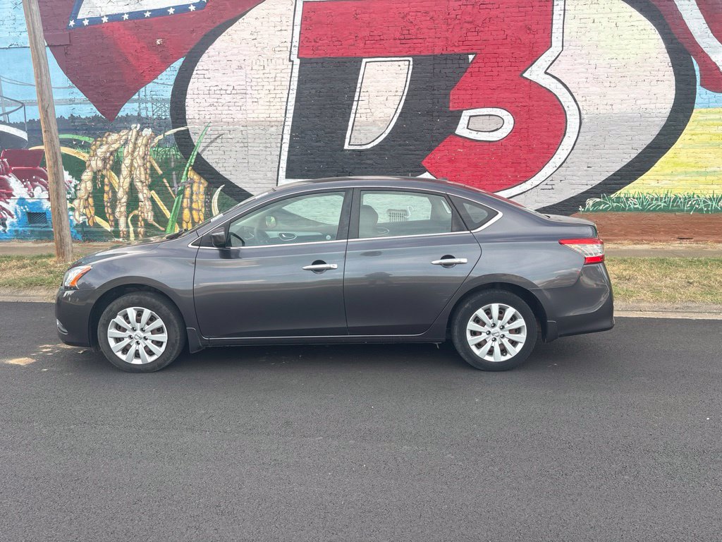 Used 2015 Nissan Sentra SV FWD image 4