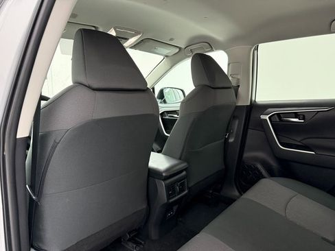 Used 2024 Toyota RAV4 XLE image 30