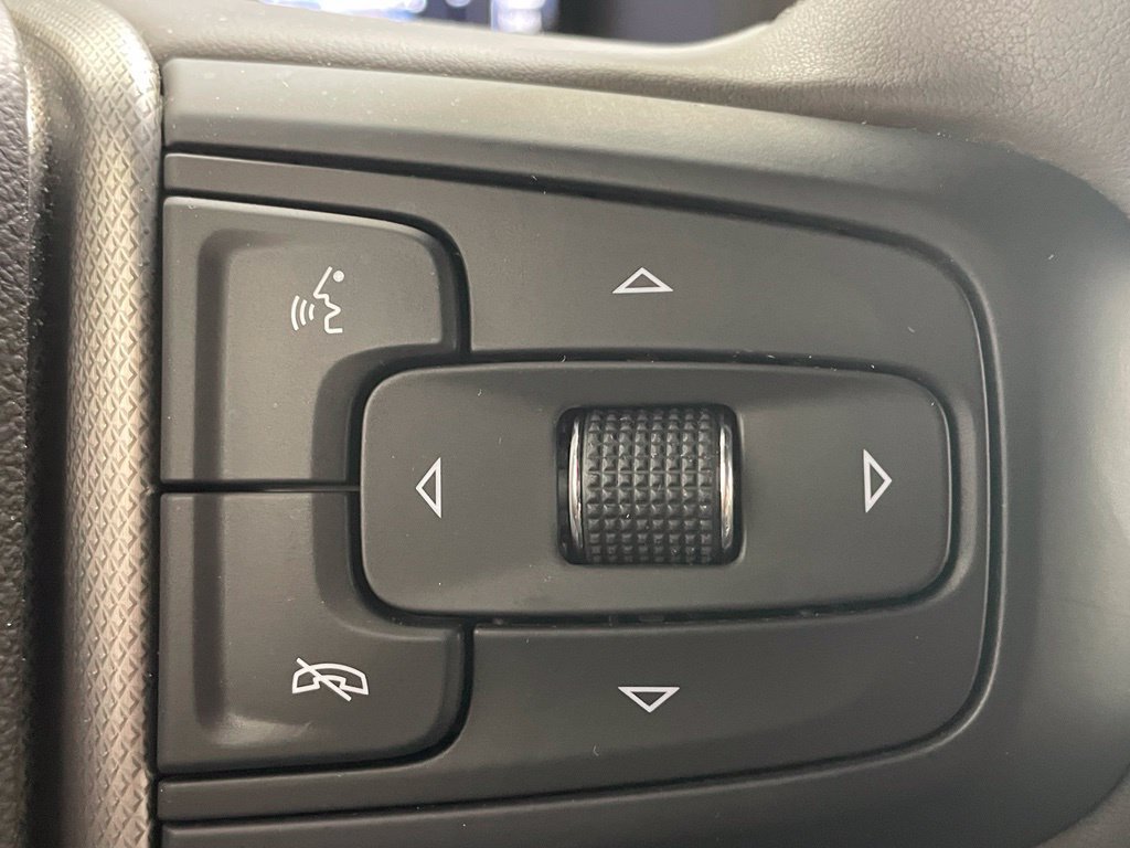 Used 2024 GMC Yukon Denali AWD/4WD image 38