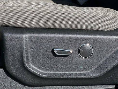 Used 2018 Ford F150 XLT w/ Equipment Group 301A Mid image 10