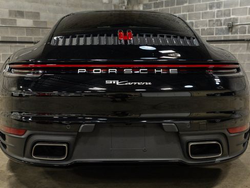 Used 2020 Porsche 911 Carrera RWD image 23