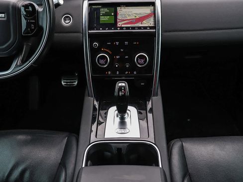 Used 2020 Land Rover Discovery Sport S image 13