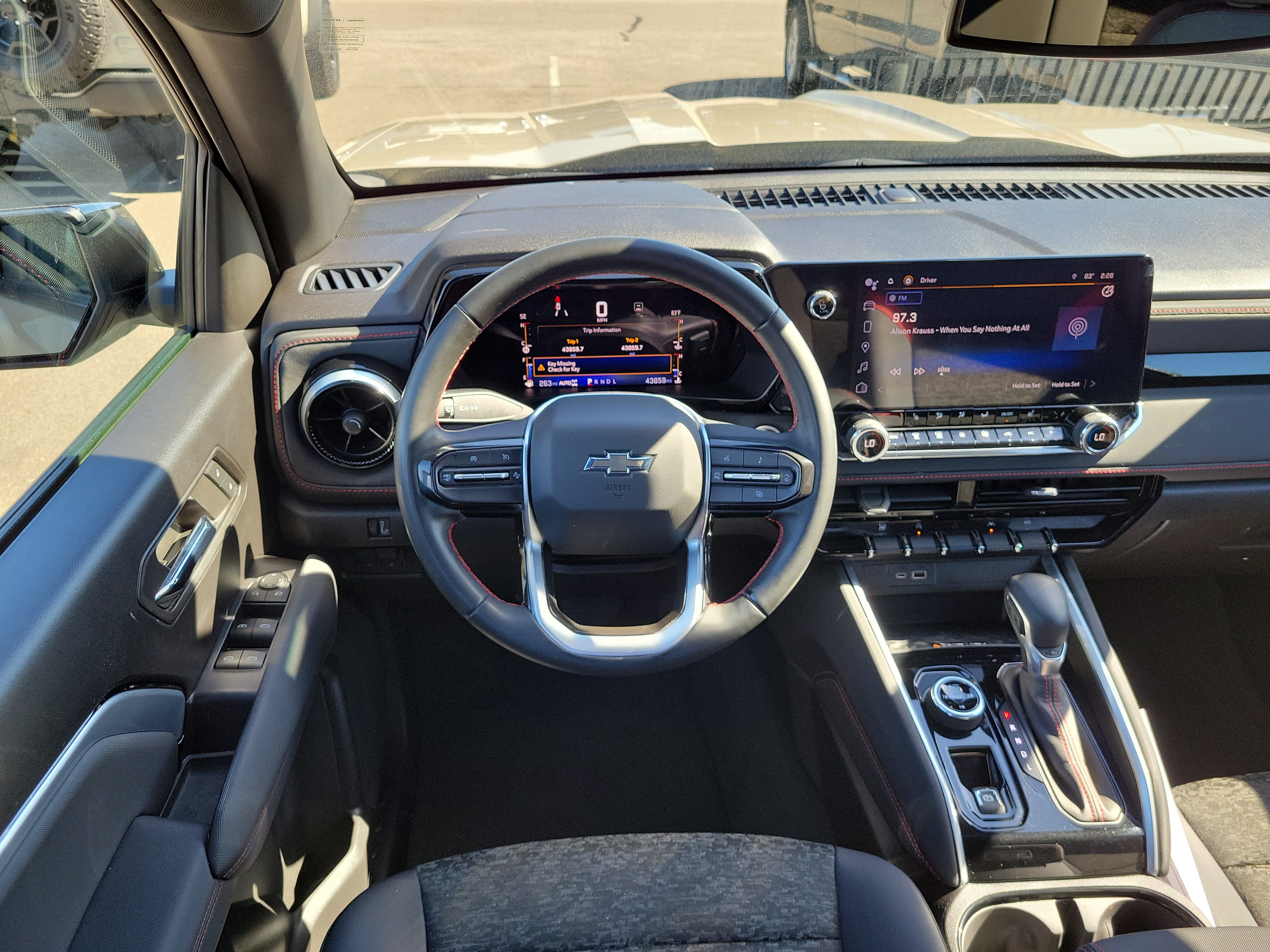 Used 2023 Chevrolet Colorado Z71 w/ Z71 Convenience Package 2 AWD/4WD image 9