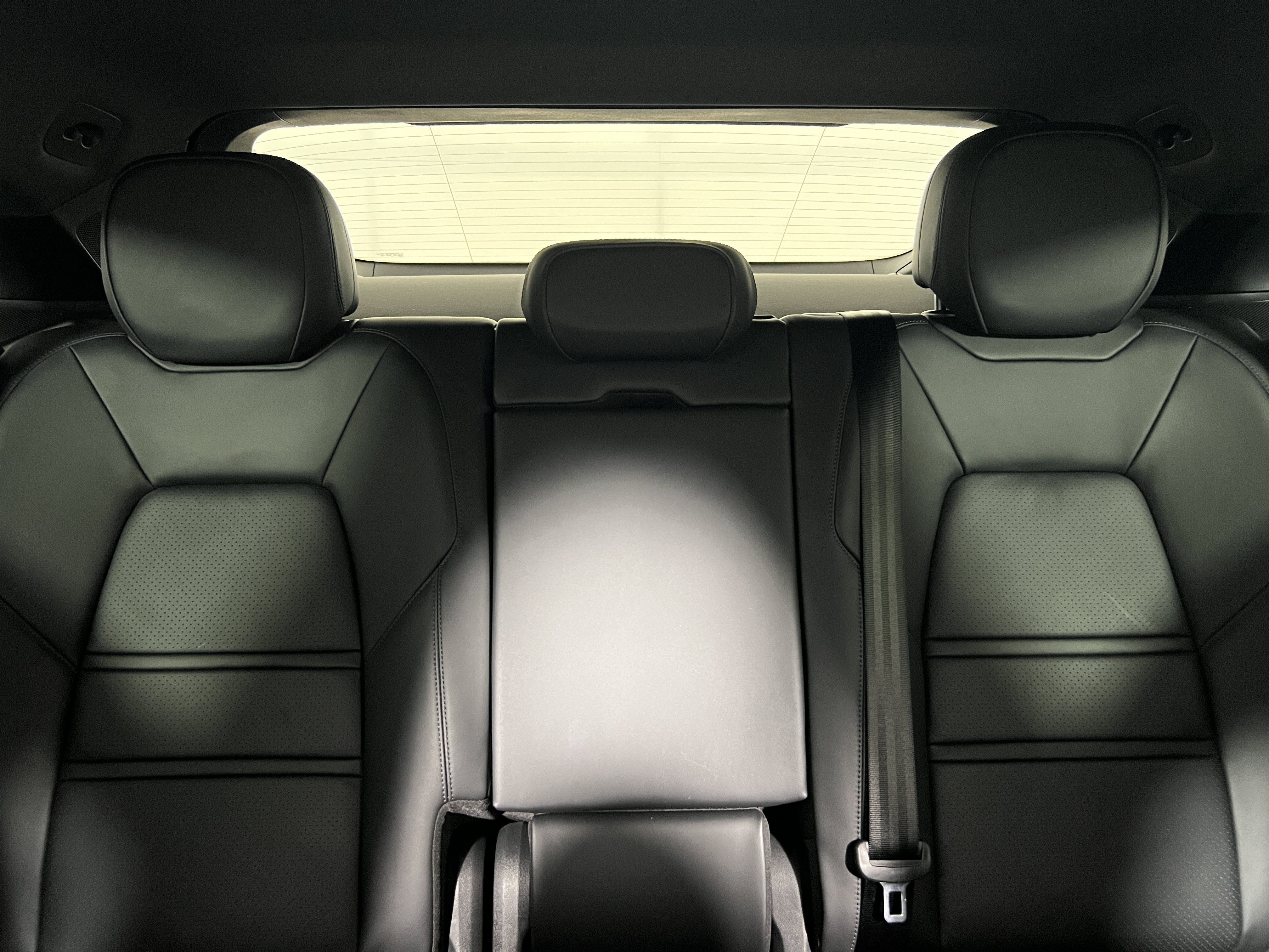 Certified 2024 Porsche Cayenne S AWD/4WD image 16