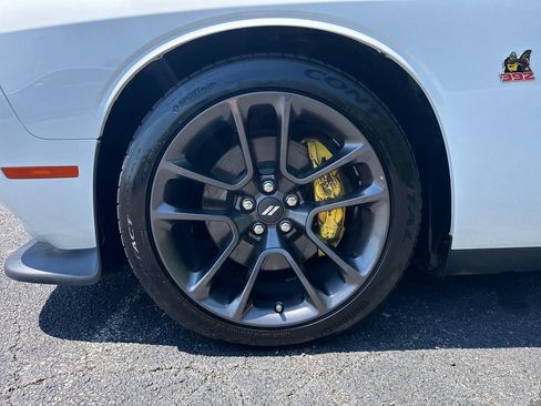 Used 2021 Dodge Challenger R/T Scat Pack RWD image 29