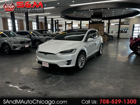 Used 2017 Tesla Model X 75D image 1