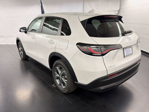 New 2026 Honda HR-V LX image 3