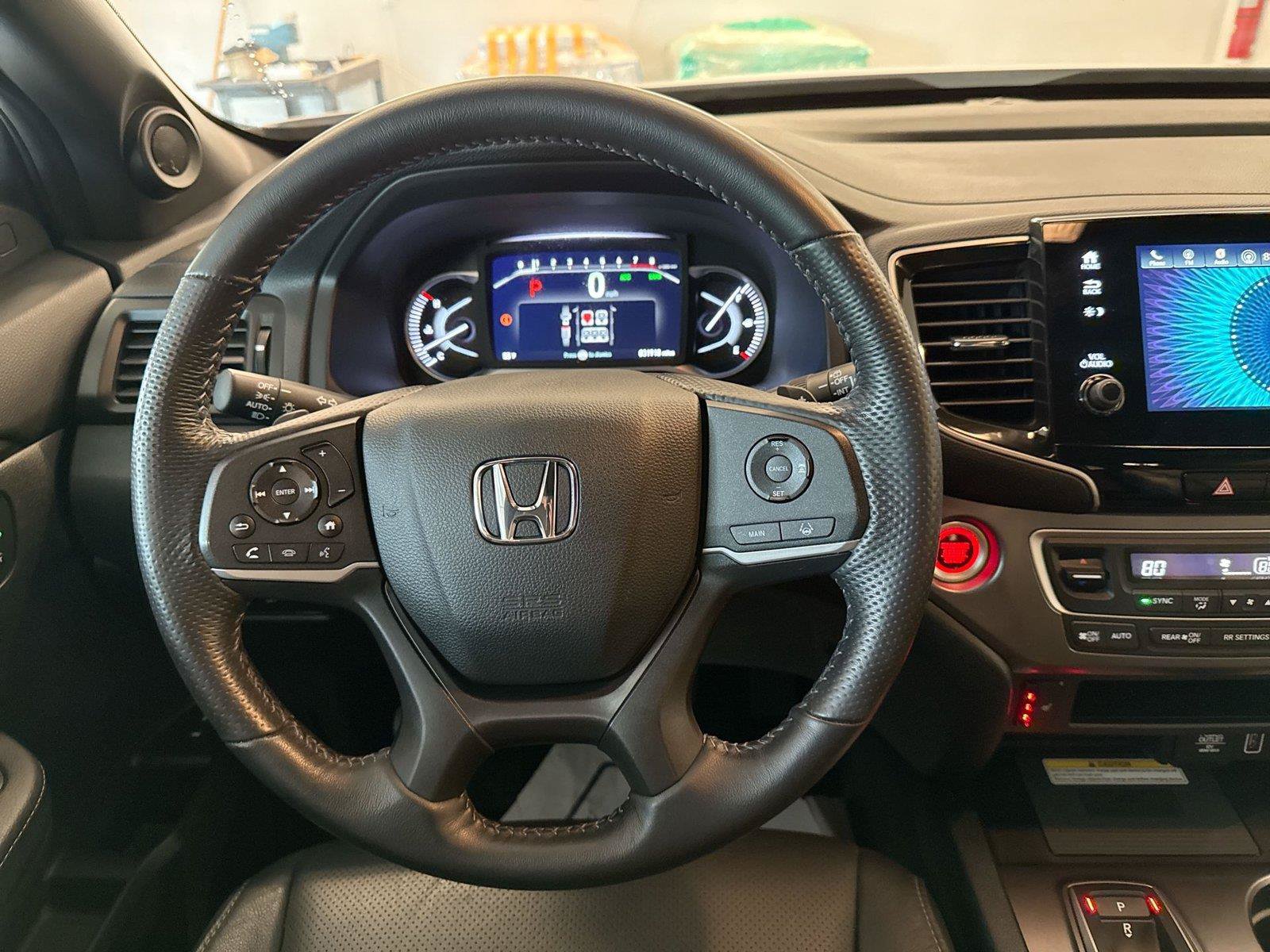 Used 2023 Honda Passport EX-L image 11