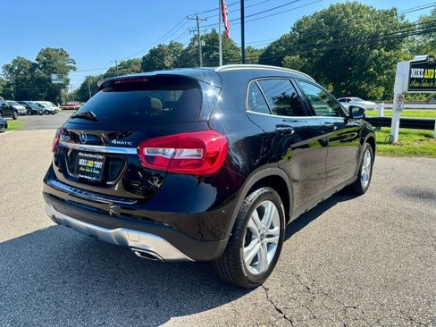 Used 2018 Mercedes-Benz GLA 250 4MATIC image 8