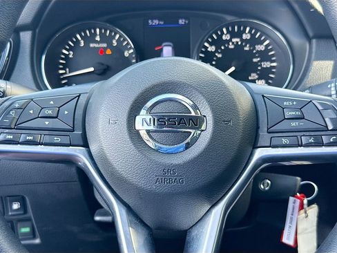 Used 2020 Nissan Rogue S image 17