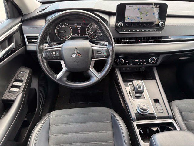 Used 2024 Mitsubishi Outlander SE FWD image 20