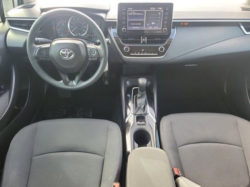 Used 2021 Toyota Corolla LE image 18