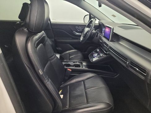 Used 2020 Lincoln Corsair AWD w/ Premium Package image 21