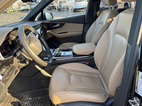 Used 2022 Audi Q7 3.0T Prestige w/ Prestige Package image 6