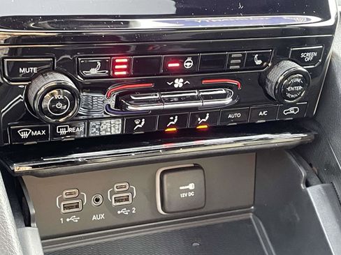 New 2025 Jeep Grand Cherokee Altitude image 5