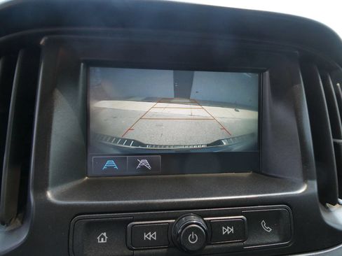 Used 2018 Chevrolet Colorado W/T RWD image 19