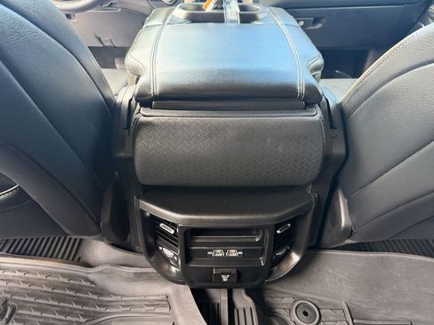 Used 2021 RAM 1500 Laramie image 28
