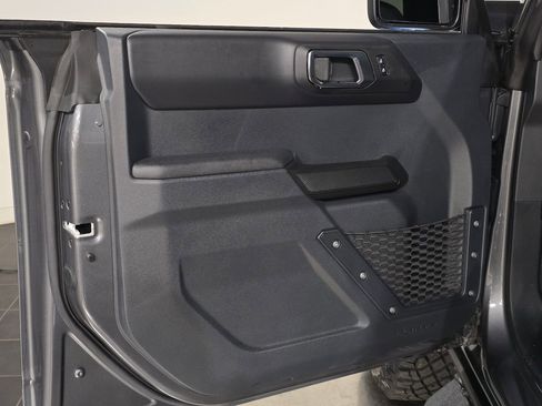 New 2025 Ford Bronco Badlands image 15